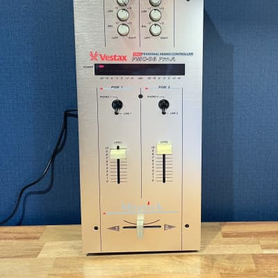 Vestax PMC-06 Pro A Slim Professional Mixtick DJ Mixer