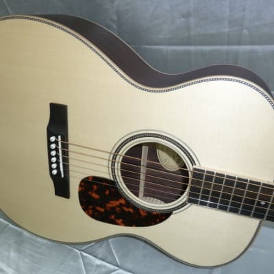 Larrivee OM-40 Rosewood W/Aged Moon Spruce Top, Special Edition 2023 - Satin Natural image 8