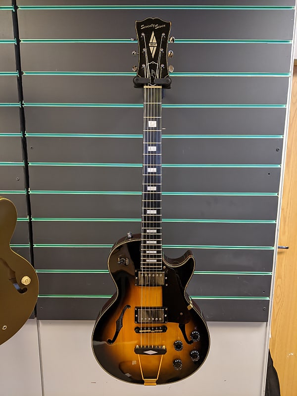 ギター Seventy Seven Guitars STORK-STD Seventy Seven Guitars STORK-STD - Faded Cherry Sunburst