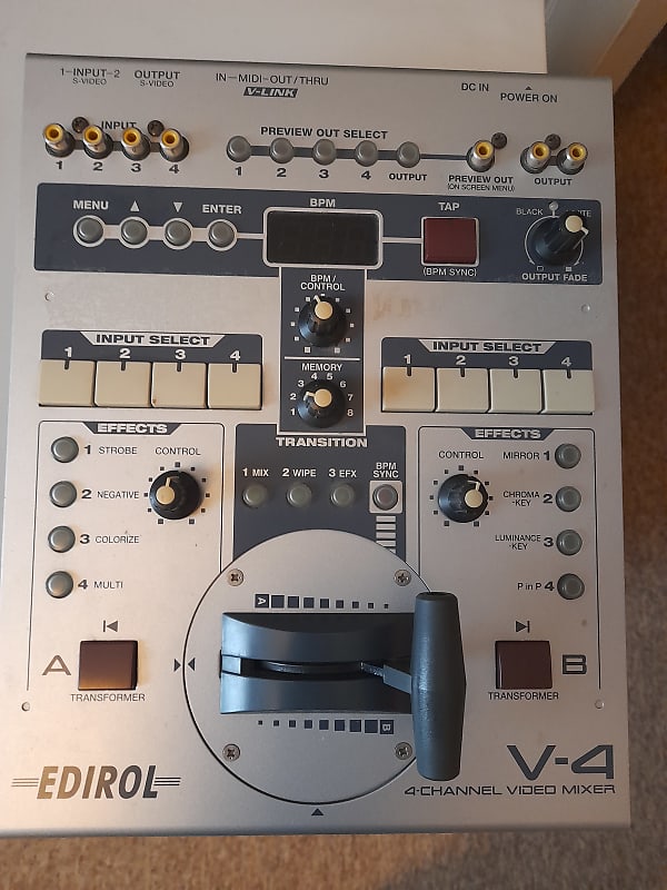 Edirol V4 Video Mixer / Effects Unit 2005 Silver Reverb
