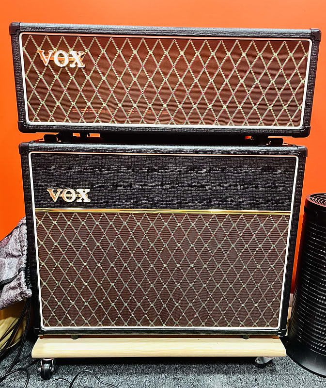 Vox Vox AC30 Stack 30-watt Tube Head with Matching 2x12" Cabinet - Black plus brown image 1