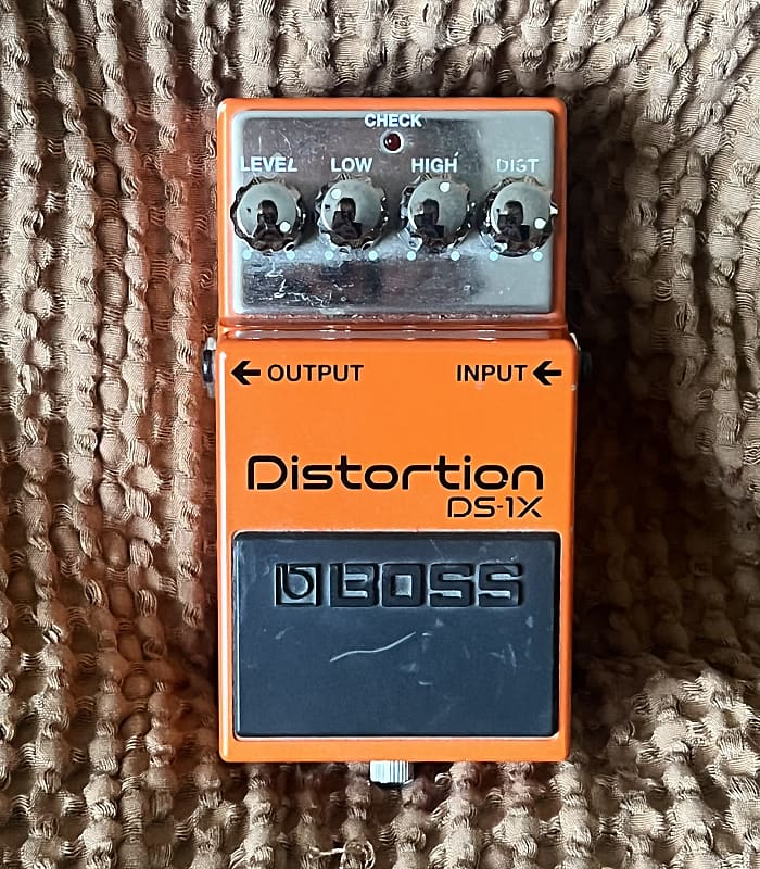 Boss DS-1X Distortion