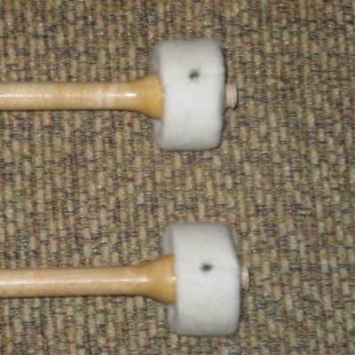 ONE pair new old stock Regal Tip 606SG (Goodman # 6) TIMPANI MALLETS, CARTWHEEL -  inner core of medium hard felt covered with a layer of soft damper felt / hard maple handle (shaft), includes packaging image 5