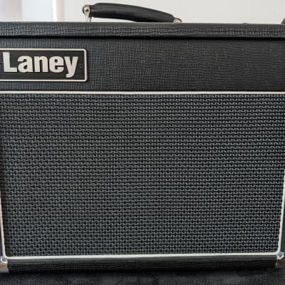 Laney VC15-110 15-Watt 1x10