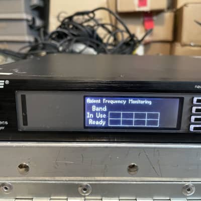 Shure AXT600 470-952 MHz Axient Wireless Spectrum Manager Digital Wireless IEM Showlink image 6