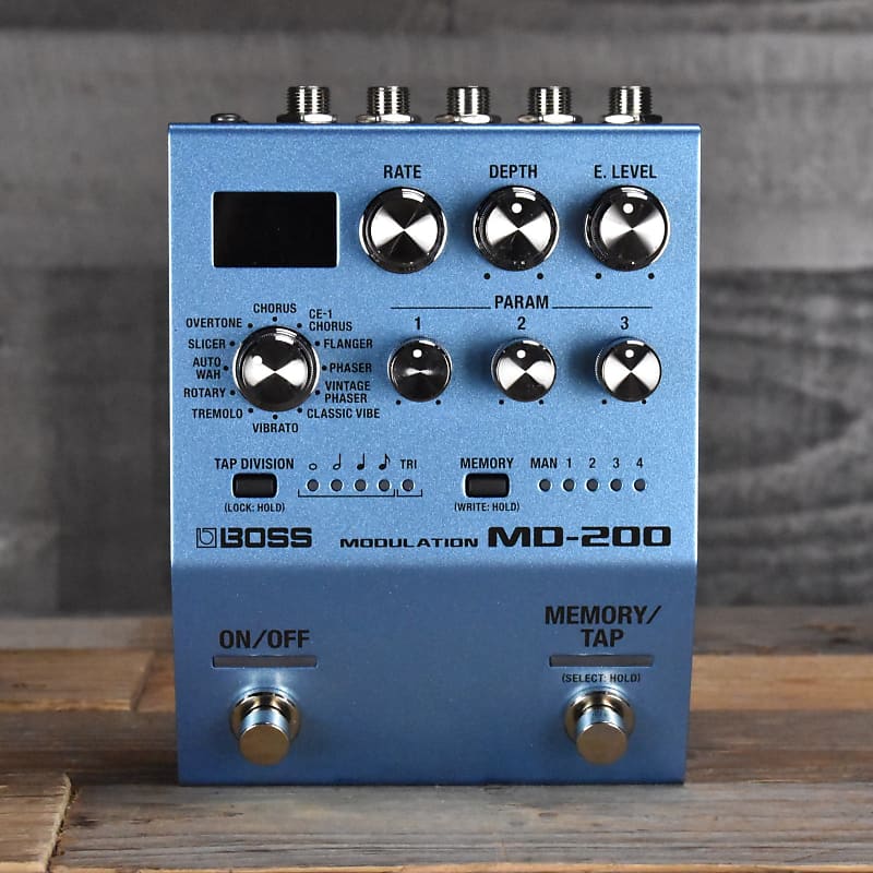 Boss MD-200