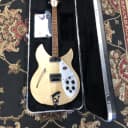 Rickenbacker 330 Mapleglo 2024 w/case and FREE Shipping