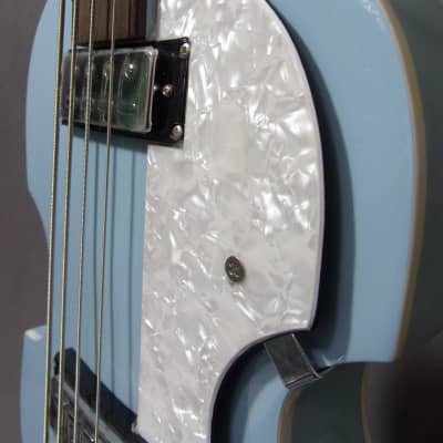 レアカラー Hofner Ignition Bass Snow Blue Hofner Ignition Bass