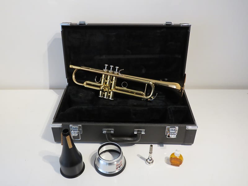 Yamaha Japan YTR-4335G Trumpet Outfit with Case and Mute | Reverb