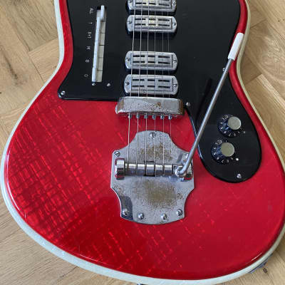 名機 CRUCIANELLI CRUCIANELLI electric guitars, acoustic guitars, bass guitars