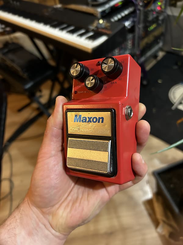 Maxon CP-9 Pro +