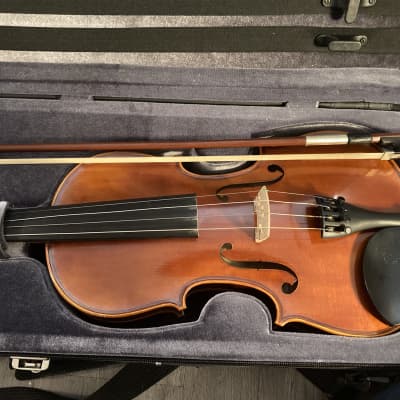 Yamaha V7 Violin (Intermediate), 4/4, Full Outfit image 2