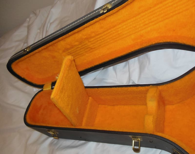 1960's Lifton Guitar Case - Yellow lining for Gibson J 45 J 50 ES