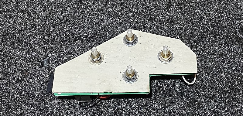 【貴重】【新品】Spector USA HAZ Lab製プリアンプ 貴重】【新品】Spector USA HAZ Lab製プリアンプ