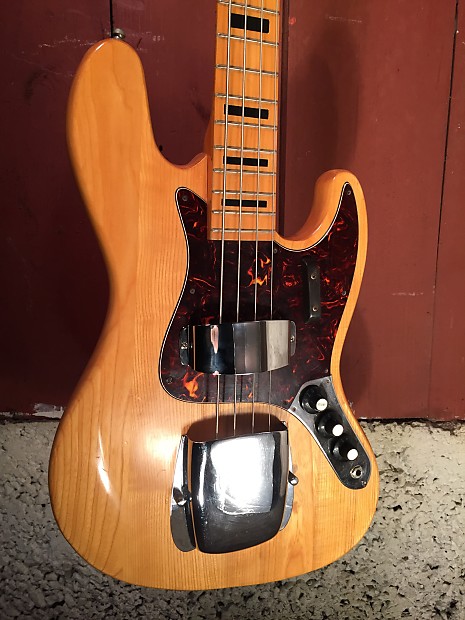 Fender jazz bass deals copy