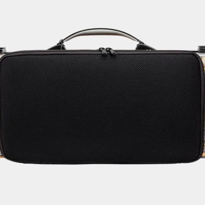 Bam France Cube *2022 Limited Edition* Violin Case image 3