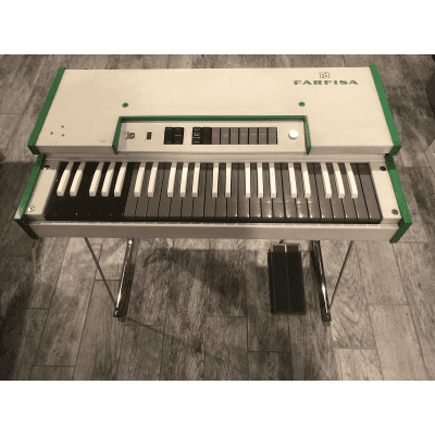 Farfisa Fast 3 49-Key Organ