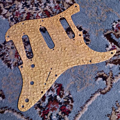 Q-Parts Strat-style Dirty Metal 11 Hole Pickguard - Gold for sale