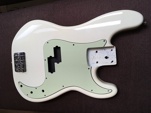 Squier p shop bass body