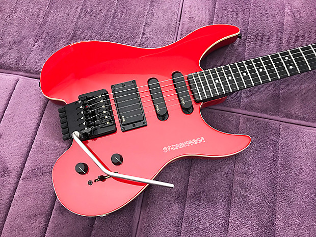 人気の雑貨がズラリ！ USA Original Red Guitar TransTrem GM4T Steinberger ギター