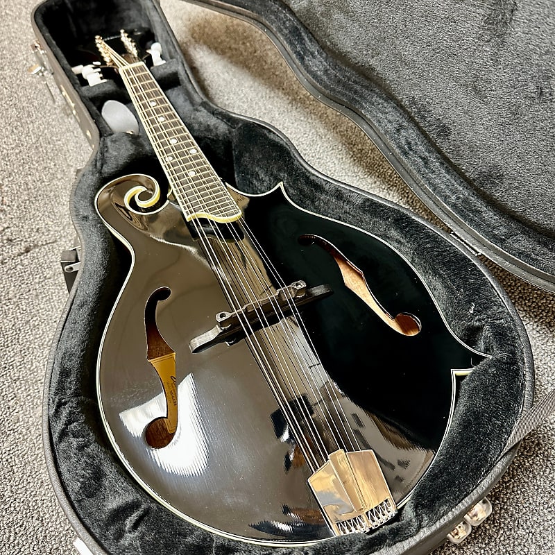 Fiumebianca M-80 1/4 弓 SAMUEL EASTMAN Strait Music
