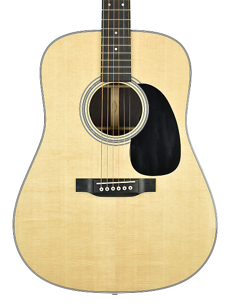 Martin D-28E Dreadnought with Electronics Natural 2018 image 2