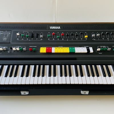 Yamaha CS-60 Polyphonic Synthesizer 1977 - Black