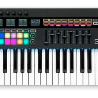 Novation 61 SL MKIII MIDI Controller 2018 - Present - Black