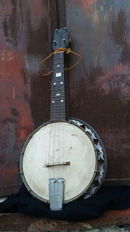 Vintage Banjo Banjolele Banjolin Tenor Banjo Ukelele N/a 1910-1940 Curly maple Natural image 1