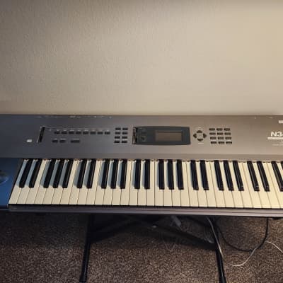 Korg N364 61-Key Music Workstation 1990s - Gray