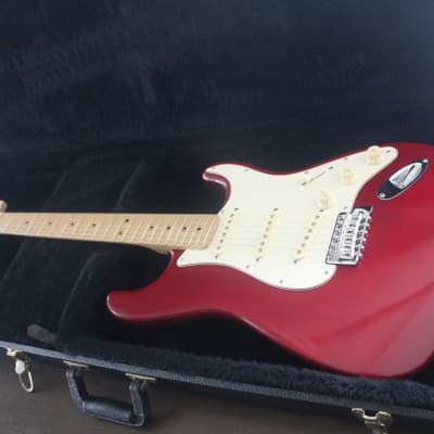 Fender Highway One Stratocaster with Maple Fretboard 2007 - Midnight Wine Transparent - modified image 3