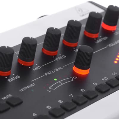 Behringer Powerplay P16-M 16-Channel Digital Personal Mixer image 6