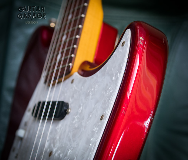 fender japan mustang ムスタング1999- 1999 Fender Japan Mustang Competition Stripe Red Vintage