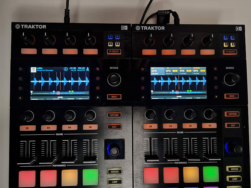 Native Instruments Traktor Kontrol D2