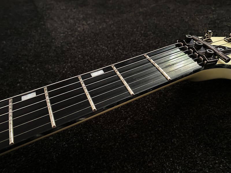 ESP Edwards E-HR-130III Horizon Pearl White - MINT condition
