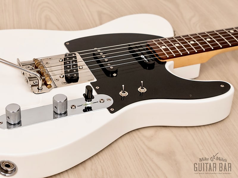 Fender MIJ Miyavi Signature Telecaster Arctic White