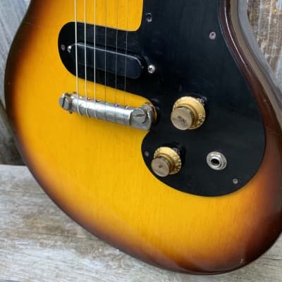 1961  Gibson Melody Maker Sunburst Vintage image 3