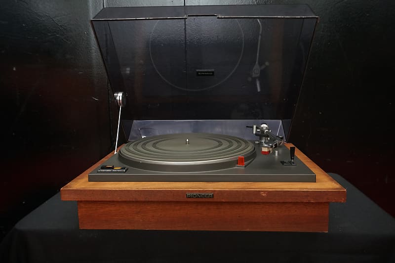 Pioneer PL-31D Vintage Manual Belt Drive Turntable Record Vinyl Player -  100V
