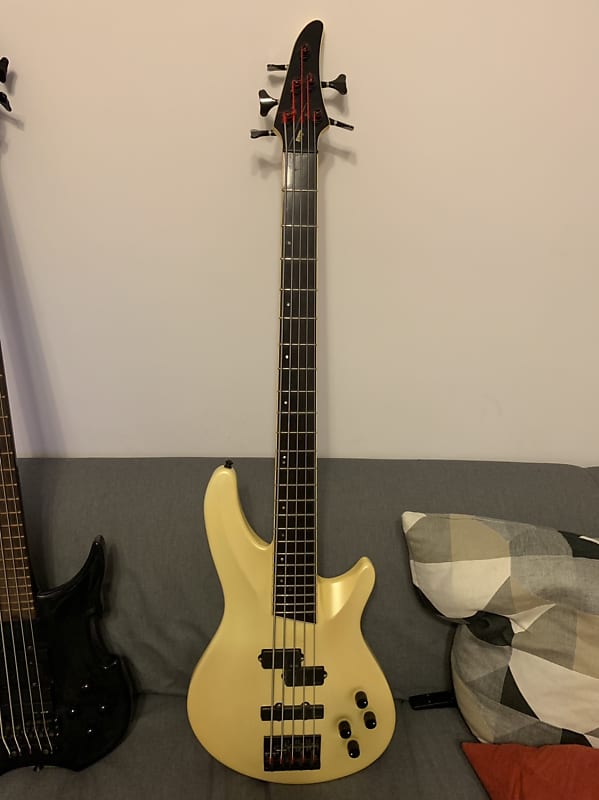 ESP Horizon II Five-String Bass | Reverb