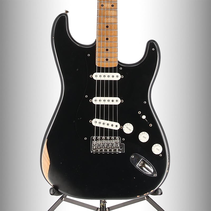 Fender Limited Edition Vintera 50s' Stratocaster Roadworn, Black Finish (RP)