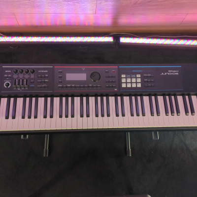 Roland Juno DS88 Synthesizer