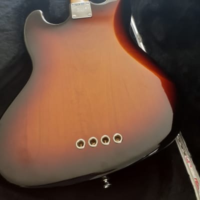 Fender Jazz Bass, fretless,  2012, 3 sunburst image 4
