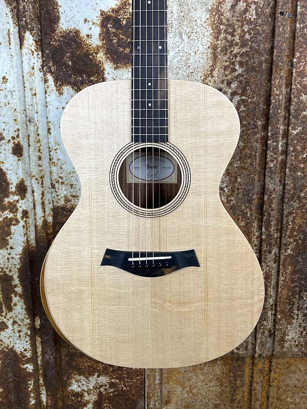 Baby Taylor (BT1) Layered Walnut Acoustic Guitar