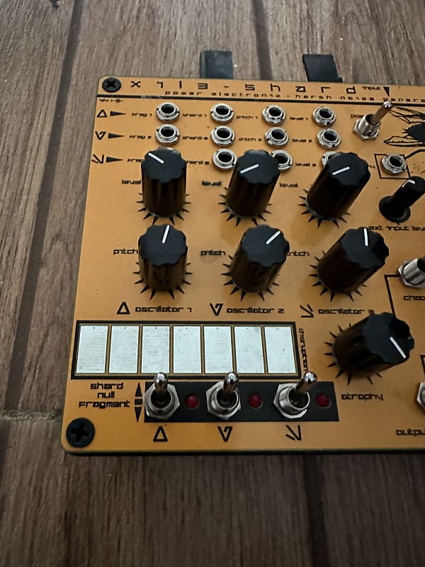 日本未発売】 X1L3 Shard Desktop Synthesizer