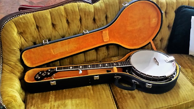 Vintage Iida 5 string Banjo
