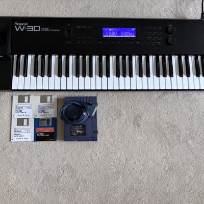 ジャンク ローランド シンセサイザーW-30 MUSIC WORKSTATION s-l400.jpg