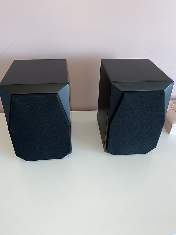 Emotiva Airmotiv B1+ Bookshelf Speakers - Black | Reverb