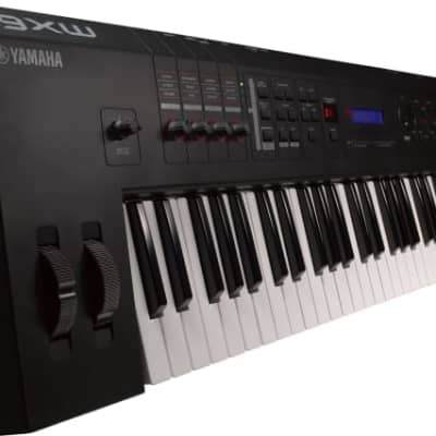 Yamaha MX61 61-Key Digital Synthesizer