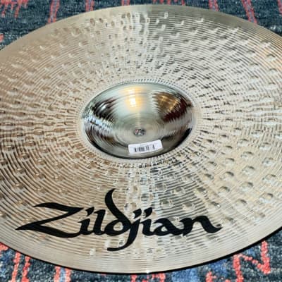 Zildjian 17” A Series Heavy Crash Cymbal Brilliant Finish image 4