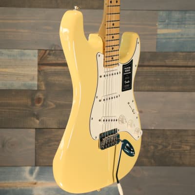 Fender Player Stratocaster Maple Fingerboard Buttercream image 3